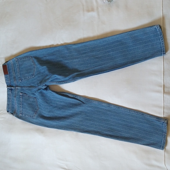 Hollister striped ultra high rise mom jeans size 27 - Picture 9 of 16